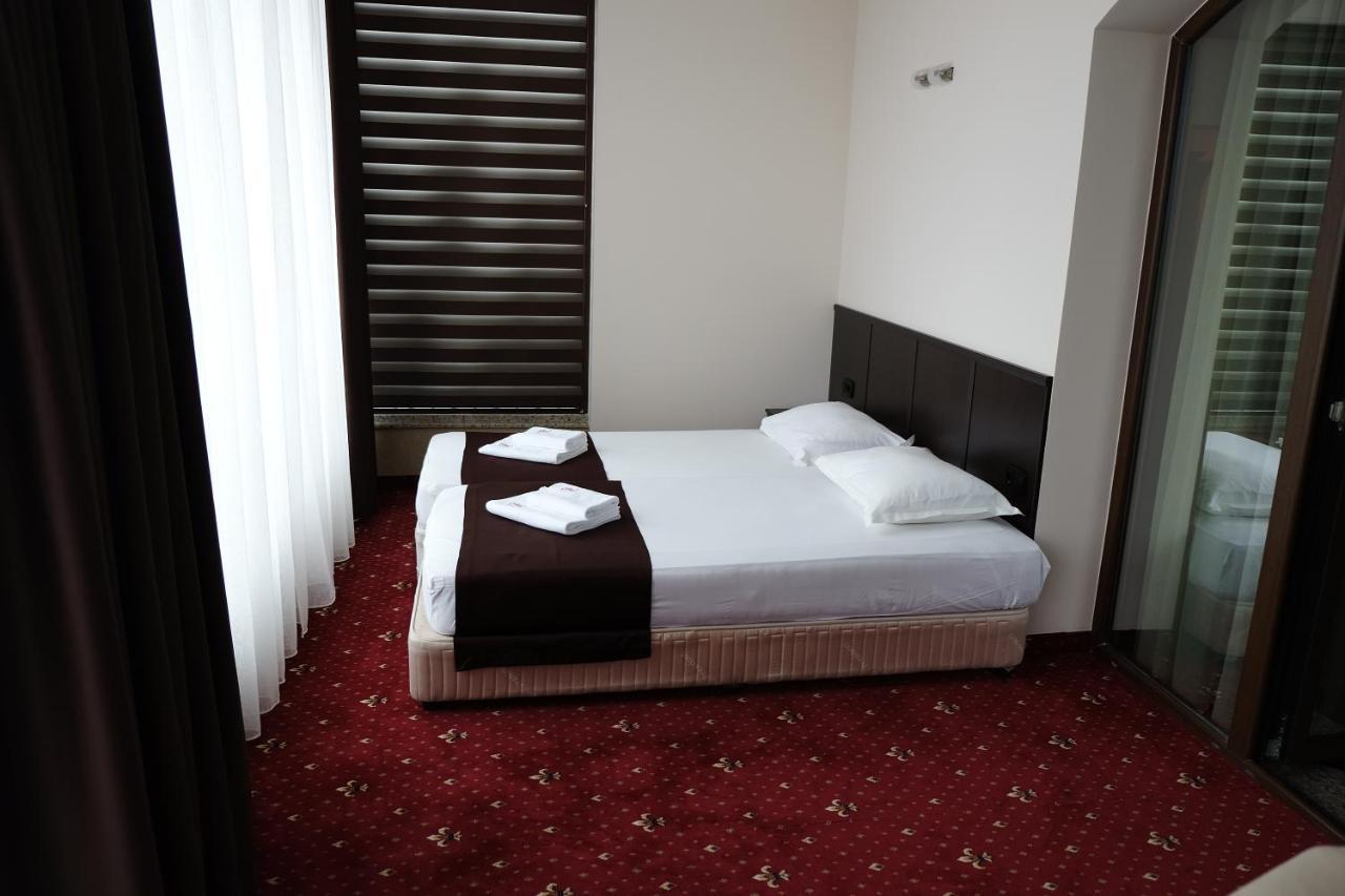 Hotel Dragalevtsi Sofia Esterno foto