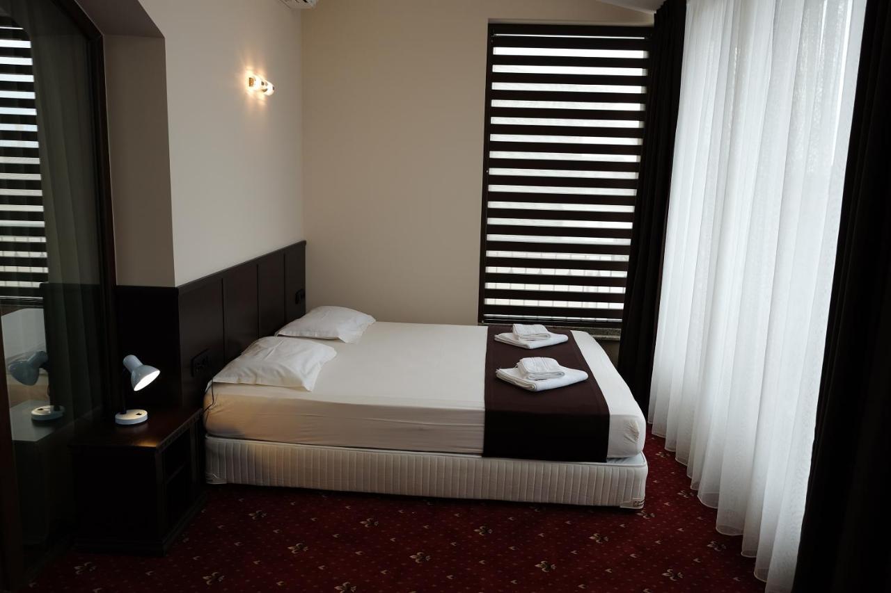 Hotel Dragalevtsi Sofia Esterno foto