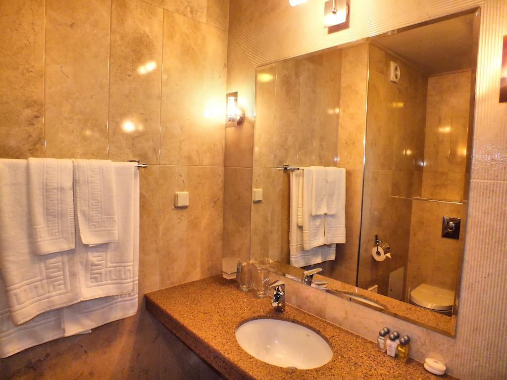 Hotel Dragalevtsi Sofia Camera foto