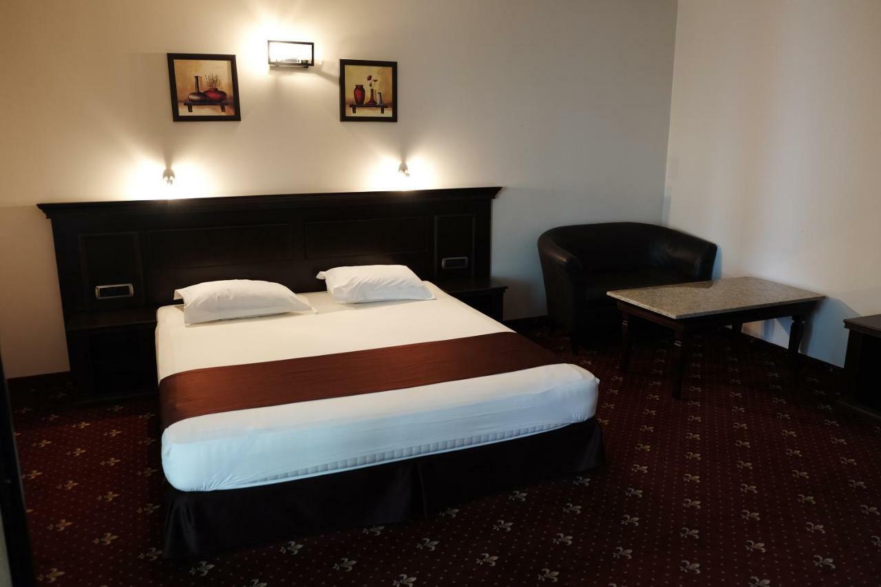 Hotel Dragalevtsi Sofia Esterno foto
