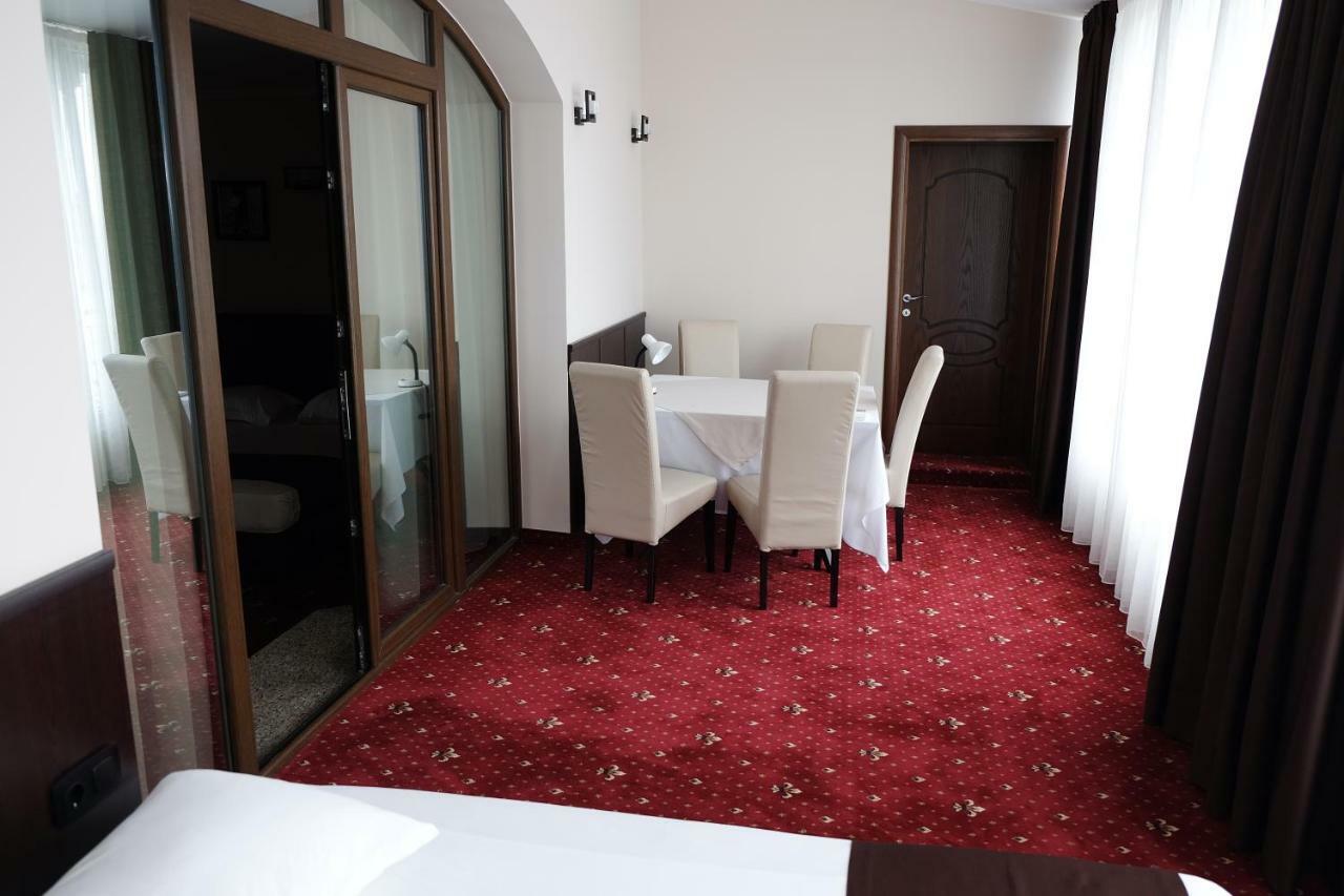 Hotel Dragalevtsi Sofia Esterno foto